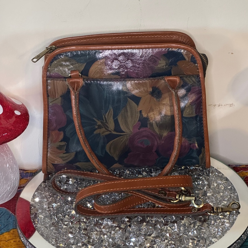 EUC - Patricia Nash Paris Leather Satchel.
